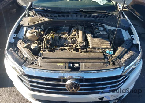 2019 Volkswagen Jetta 1.4T R-Line/1.4T S/1.4T Se from USA, damaged, VIN 3VWC57BU4KM148334